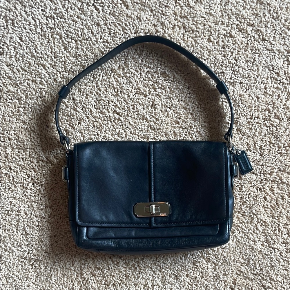 Vintage Coach Leather Shoulder Bag
